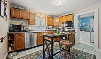 340 Grove St, Bangor, ME 04401