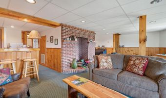 237 River Rd, Avon, ME 04966