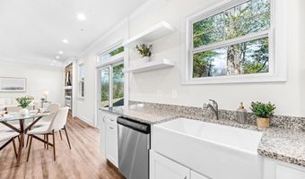 6404 HOMESTAKE Dr S, Bowie, MD 20720