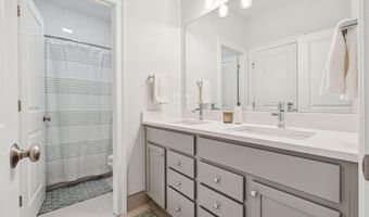 10010 FLEMING Ave, Bethesda, MD 20814