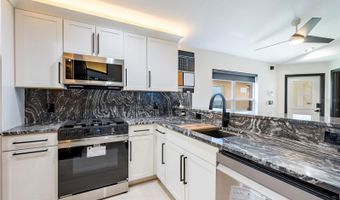 7522 OXFORD GARDEN Cir, Apollo Beach, FL 33572