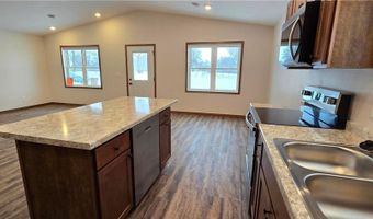 610 E 4th St, Albert Lea, MN 56007