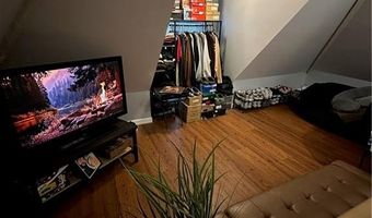 69 Whipple Ave, Cranston, RI 02920