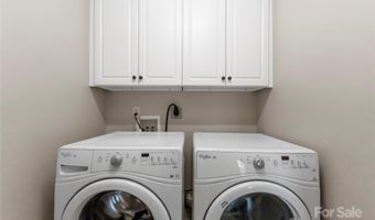 2105 Lanier Ave, Charlotte, NC 28205