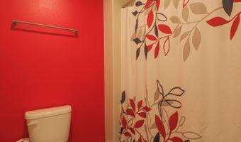 5282 Overland Dr, Biloxi, MS 39532