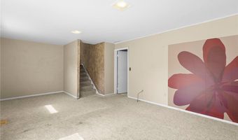 1055 Thomas Dr, Ashland, OH 44805