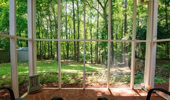 165 Spring Lk, Athens, GA 30605