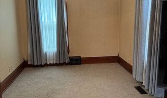 813 16th St, Aurora, NE 68818