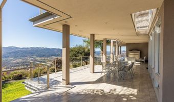 1350 Crestmont Dr, Angwin, CA 94508