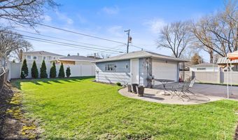 1228 S HADDOW Ave, Arlington Heights, IL 60005