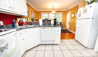 667 Shadow Dance Ln, Boiling Springs, SC 29316