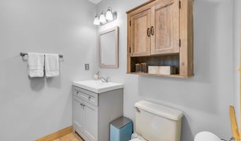 31 Wildwood Dr, Columbia, CT 06237