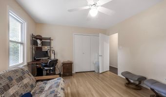 7906 IVYMOUNT Ter, Potomac, MD 20854
