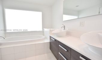 2950 NE 188th St 336, Aventura, FL 33180