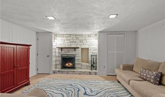 17 Shields St A, Newport, RI 02840