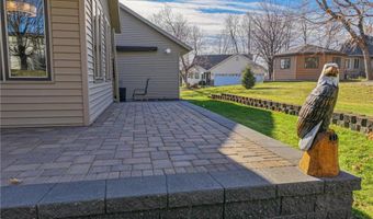 574 Pleasant View Dr NW, Alexandria, MN 56308