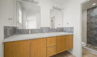 2084 N SUNSET Dr, Chandler, AZ 85225