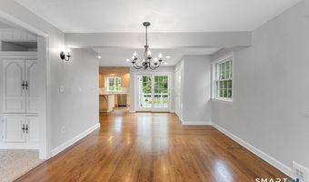 62 Chatham Rd, Berlin, CT 06037
