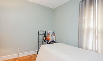 85 Mill St, Newport, RI 02840