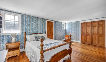 20 Bolleswood Ln, Avon, CT 06001