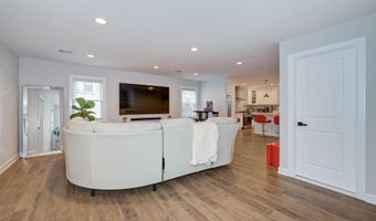 20 Duchess Ave, North Middletown, NJ 07748
