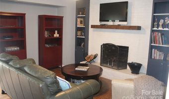 1322 E Barden Rd, Charlotte, NC 28226