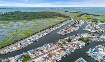 33 Amherst Dr, Bayville, NJ 08721