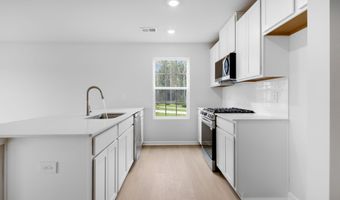 1062 C Dominy Ct, Camden, SC 29020