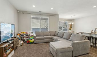 280 S 675 W, Centerville, UT 84014