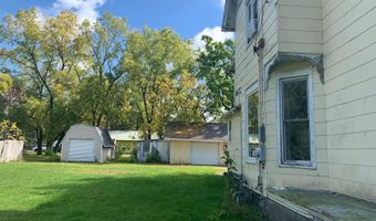 800 N Main St, Lake Mills, WI 53551