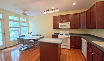 20875 KILLAWOG Ter, Ashburn, VA 20147