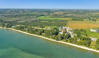 N7240 STATE RD 42, Algoma, WI 54201