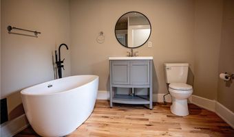 5947 Washington Blvd, Ashtabula, OH 44004