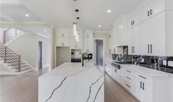 37 Deer Canyon Dr, Auburn, GA 30011