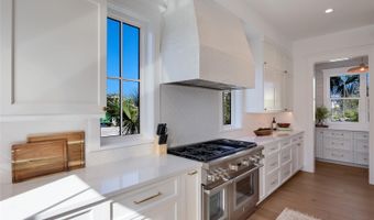 215 SYCAMORE Ave, Anna Maria, FL 34216