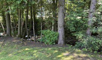 46 Log Cabin Dr, Cambridge, VT 05465