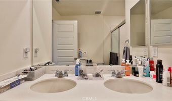 712 N Ethan Way, Anaheim, CA 92805