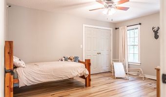 707 Alexander Dr, Aberdeen, NC 28315