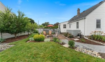 32 Waterman Ave, Johnston, RI 02919