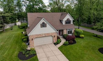 23 Gatehouse Ln, Amherst, NY 14051