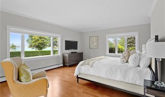 1 Harbor View Dr, Newport, RI 02840