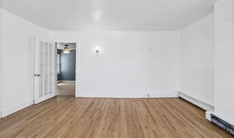 62 Center St, Amsterdam, NY 12010