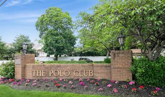 615 Broadway 68, Amityville, NY 11701