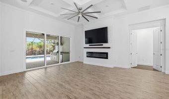 830 MANNS HARBOR Dr, Apollo Beach, FL 33572