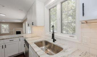 29 Glen Ridge Rd, Raymond, NH 03077
