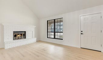 403 Lillian St, Avilla, IN 46710