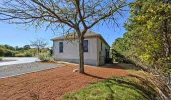 4 Mainstay Ln, Bourne, MA 02532