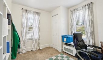 2 CRESTON Ave, Audubon, NJ 08106