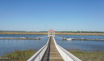 10 Hayek St, Beaufort, SC 29907