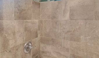 6 Bella Vista Ct, Andrews, TX 79714